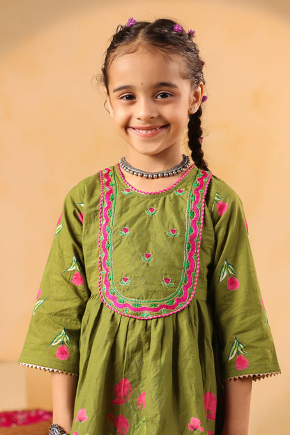 GIRL  GENDA PHOOL PRINT KURTA SET-MEHANDI GREEN