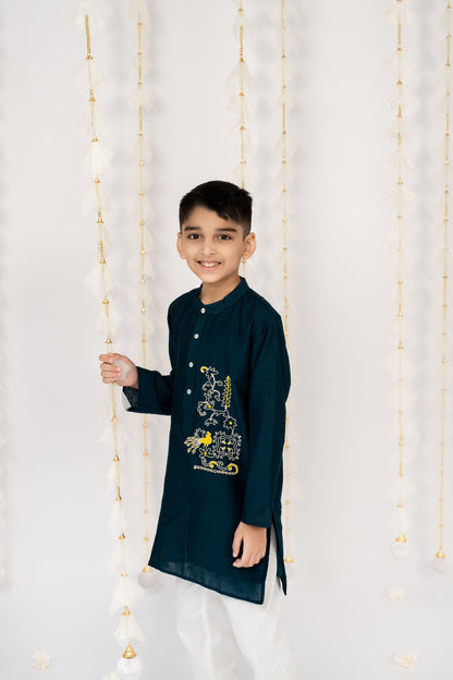 Peacock Glory Threaded Kurta Set