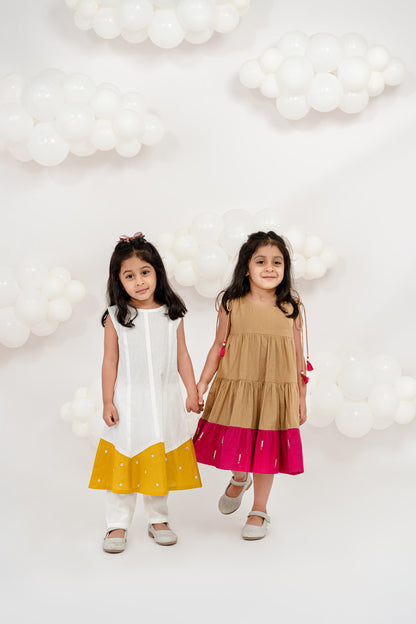 WHITE BLOSSOM EMBELLISHED KURTA SET