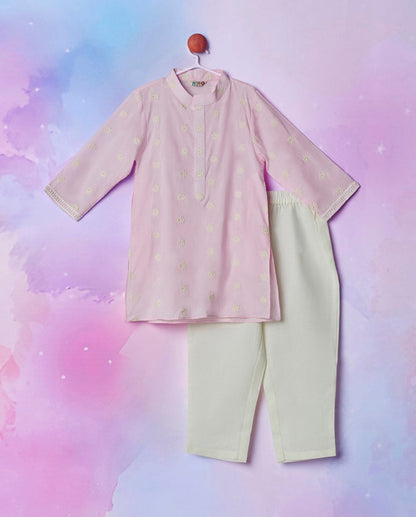 CUTE PINK BUTTI