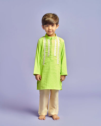 LIME GREEN KURTA SET WITH ABLA  BORDER
