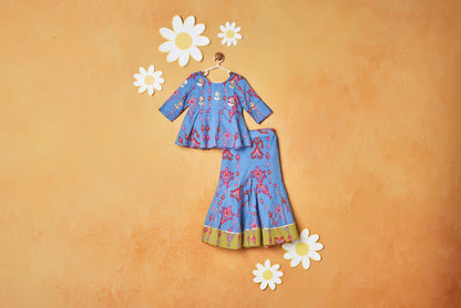 GOTTA FLOWER BLUE PEPLUM SET
