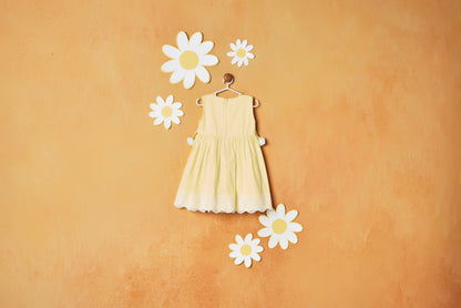 WHITE POM POM YELLOW DRESS
