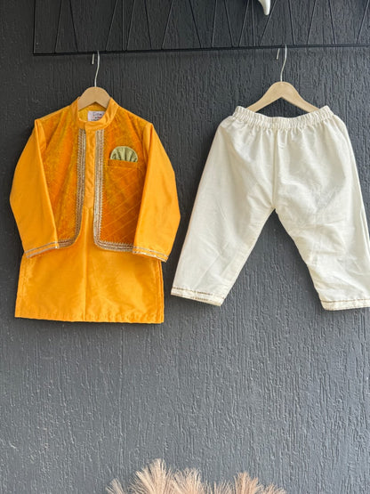 YELLOW VELVET KURTA SET