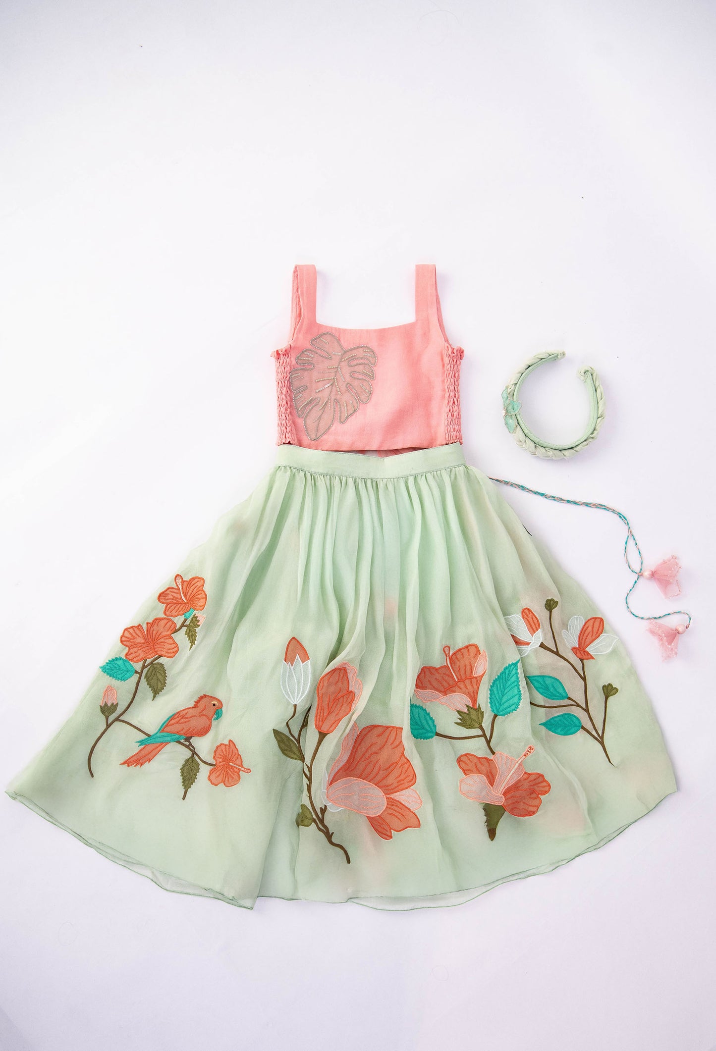 Lil Tropicana set