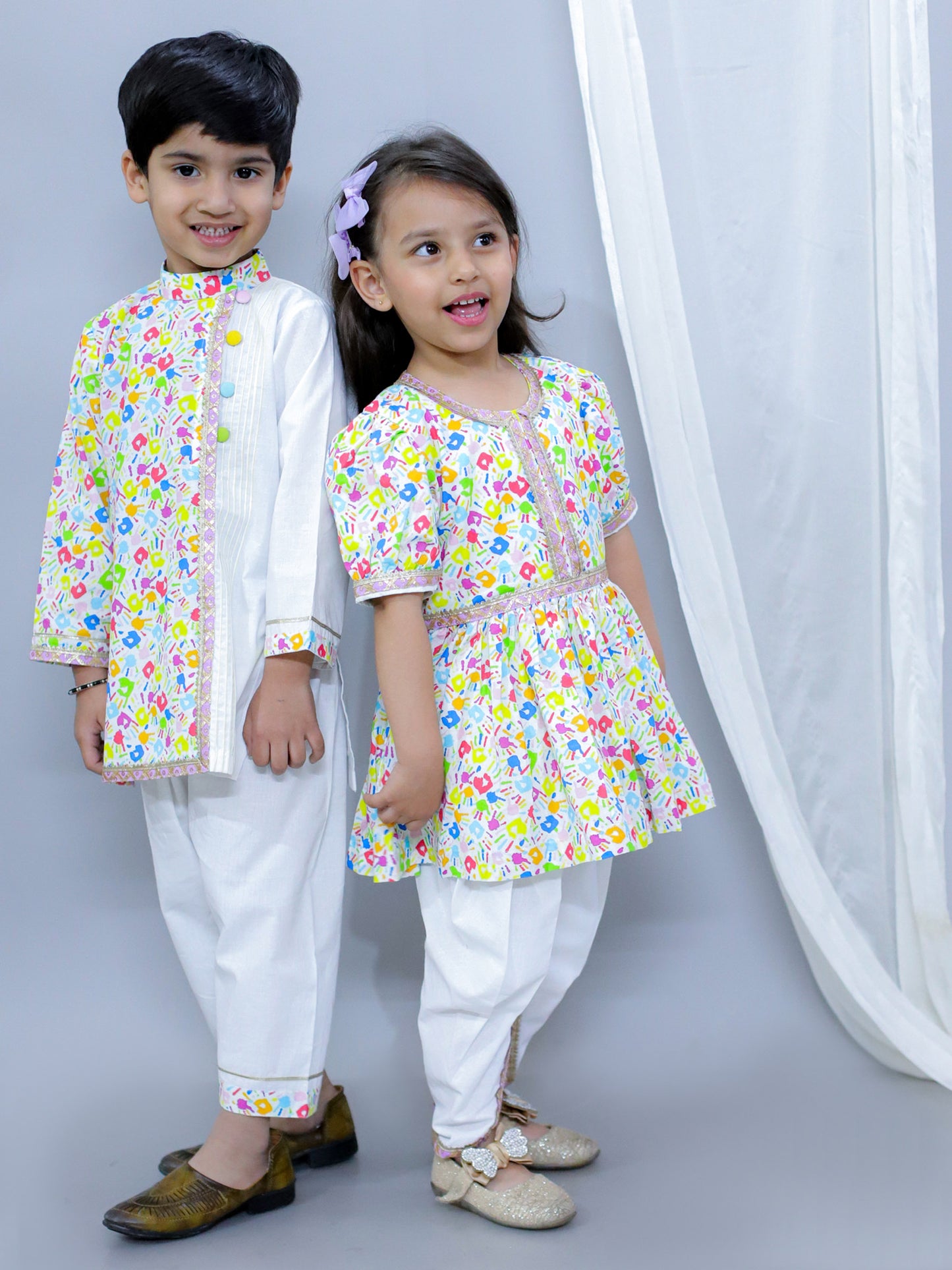 MULTICOLOR HANDS HOLI KURTA PYJAMA SET
